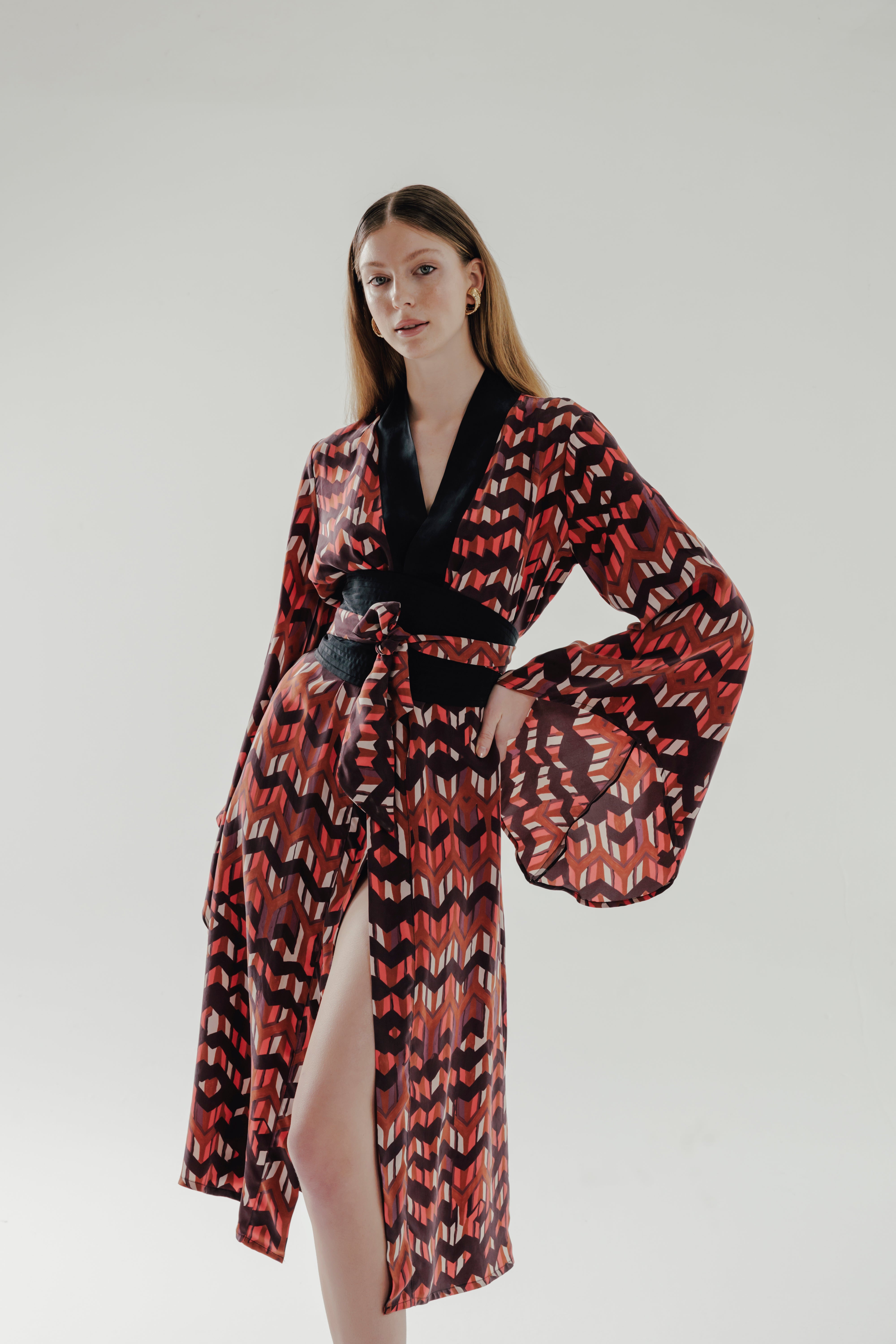 LIZA % 100 Vegan Silk Printed Kimono